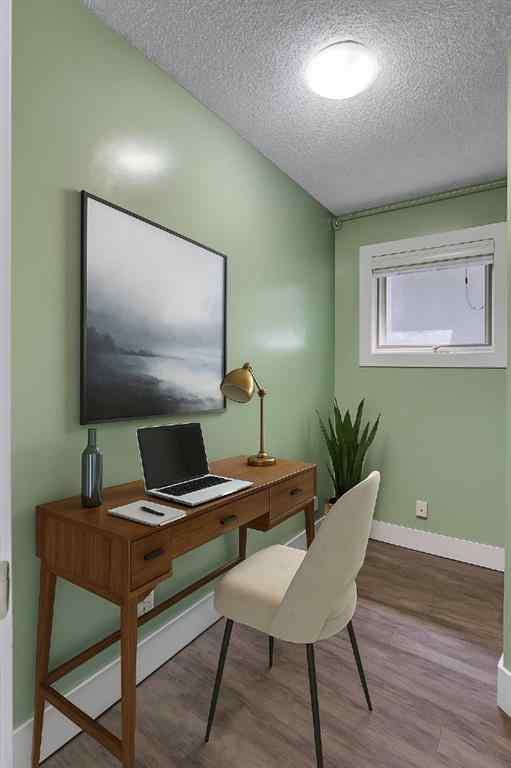 MLS® A2257548 - 2638 26A Street SW in Killarney/Glengarry Calgary, Residential