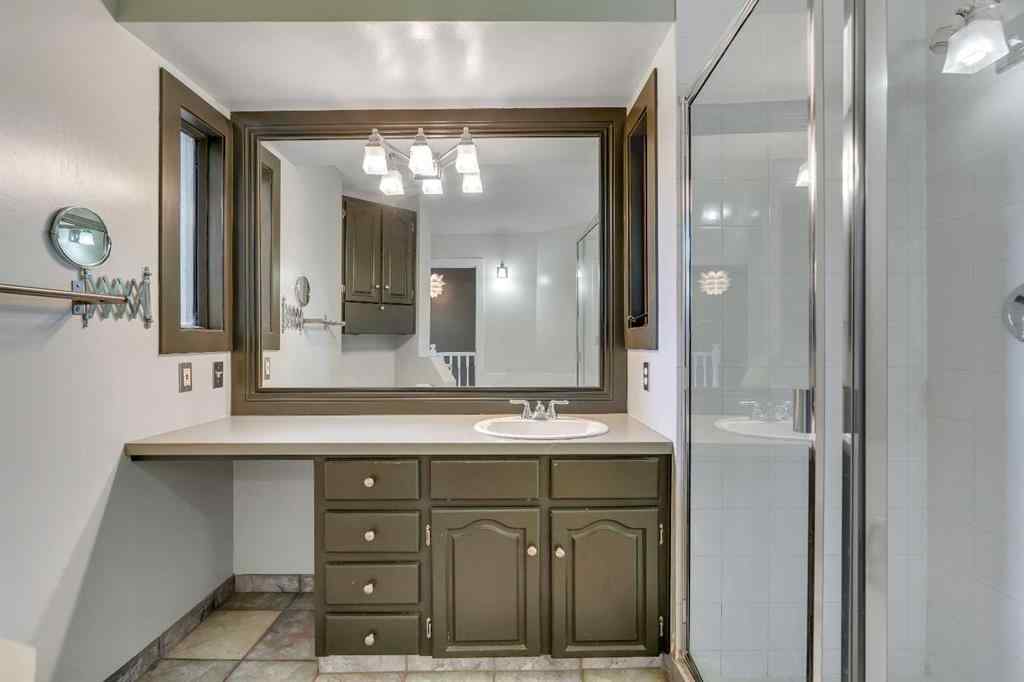 MLS® A2257548 - 2638 26A Street SW in Killarney/Glengarry Calgary, Residential