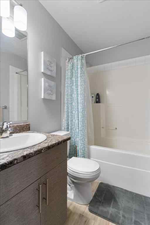 MLS® A2257550 - 10624 114C Street  in Westgate Grande Prairie, Residential