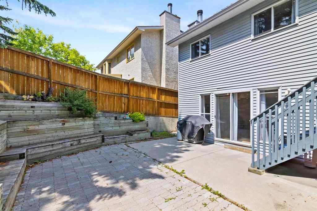 MLS® A2257552 - 131 Stratton Crescent SW in Strathcona Park Calgary, Residential