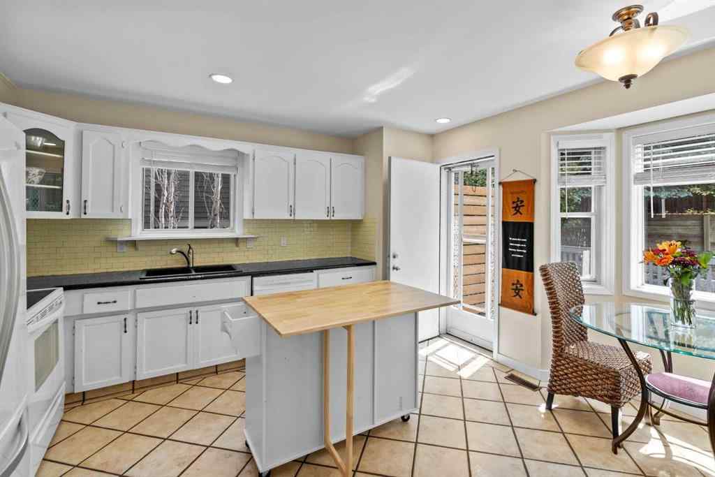 MLS® A2257552 - 131 Stratton Crescent SW in Strathcona Park Calgary, Residential