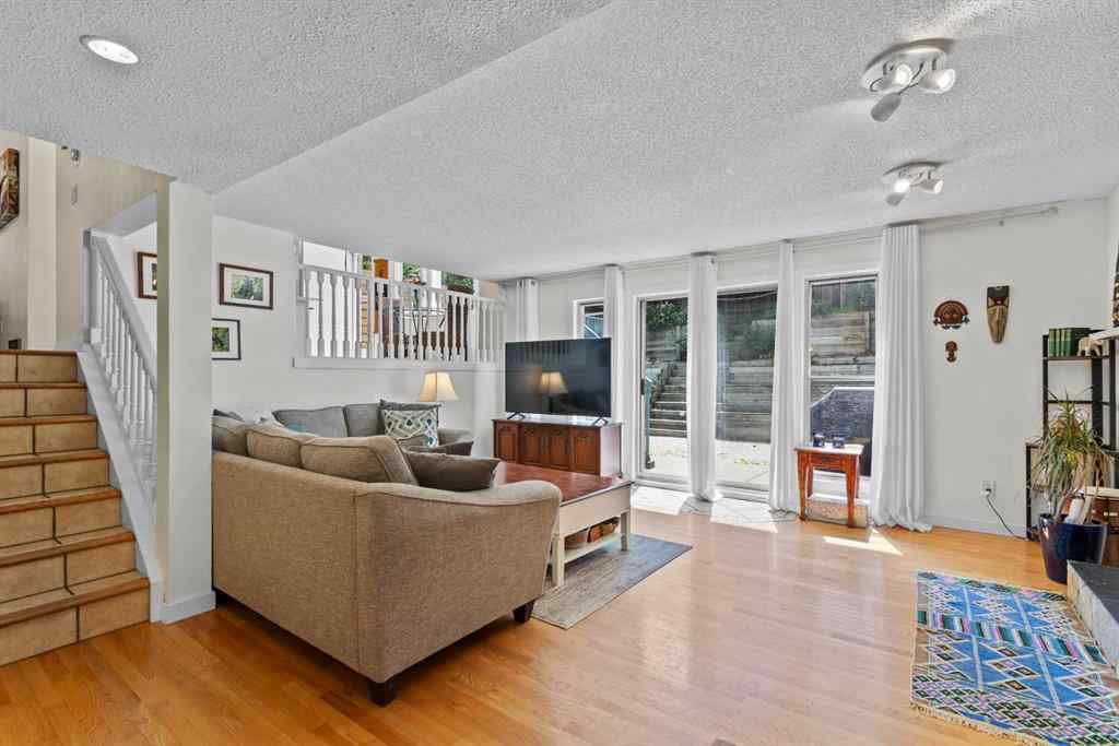 MLS® A2257552 - 131 Stratton Crescent SW in Strathcona Park Calgary, Residential