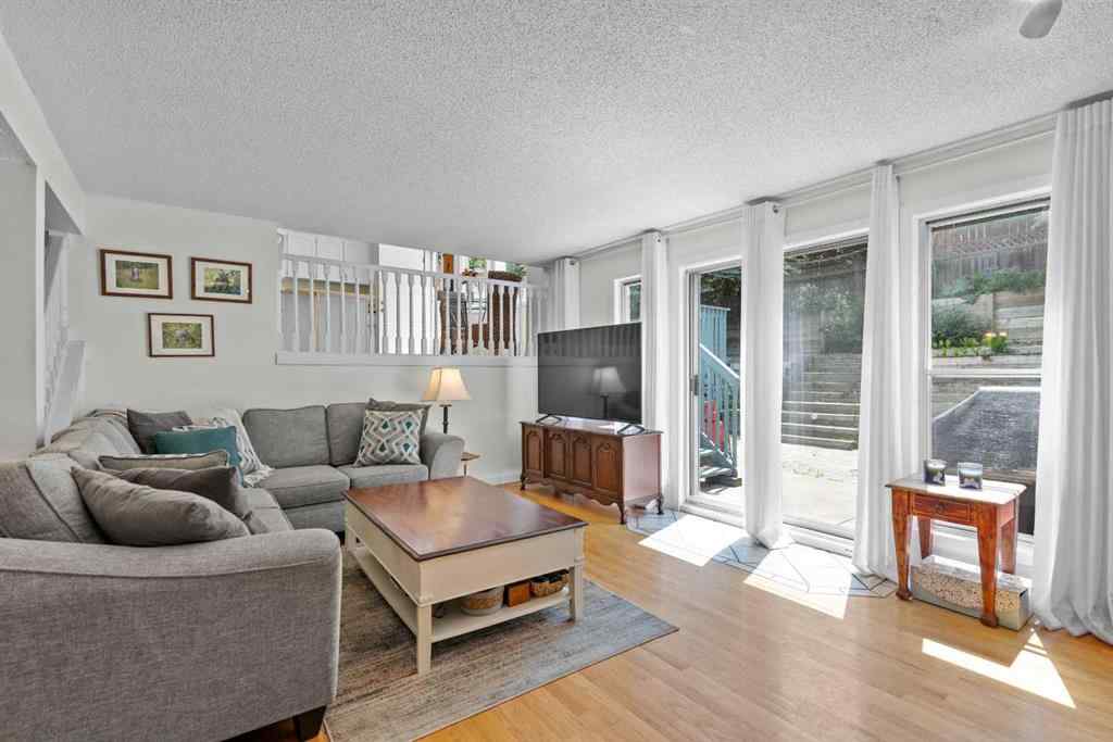 MLS® A2257552 - 131 Stratton Crescent SW in Strathcona Park Calgary, Residential