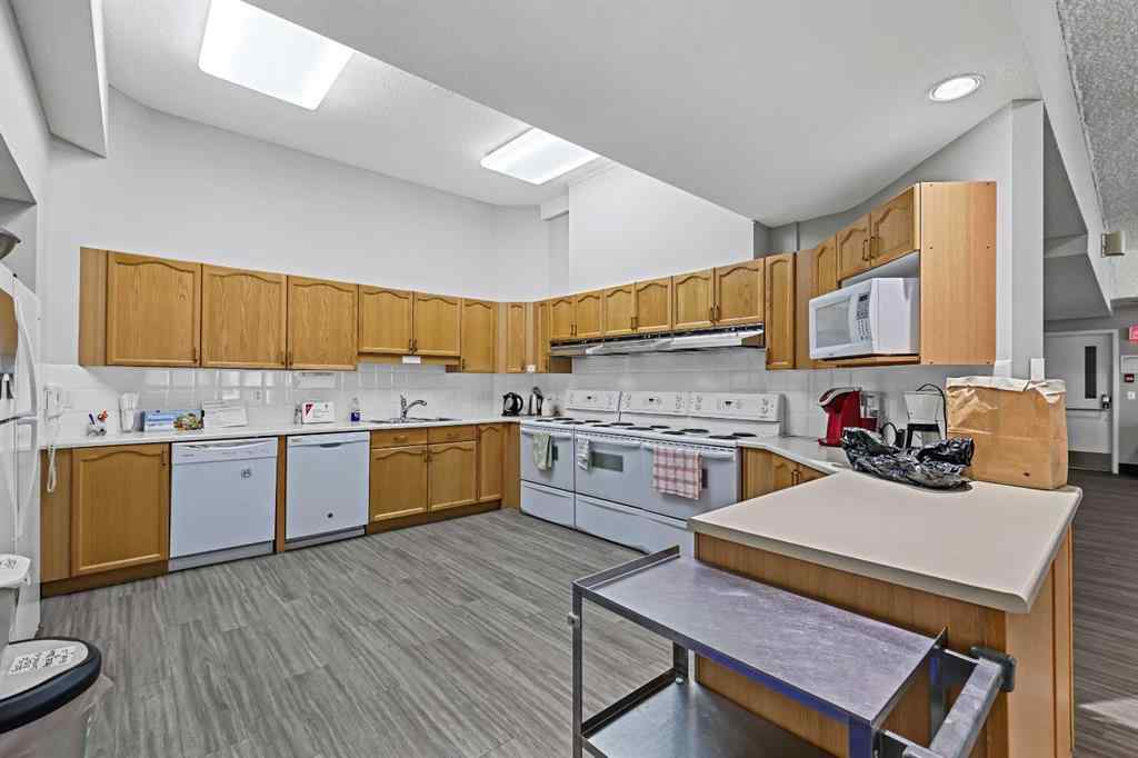 MLS® A2257553 - Unit #1206 1000 Sienna Park Green SW in Signal Hill Calgary, Residential