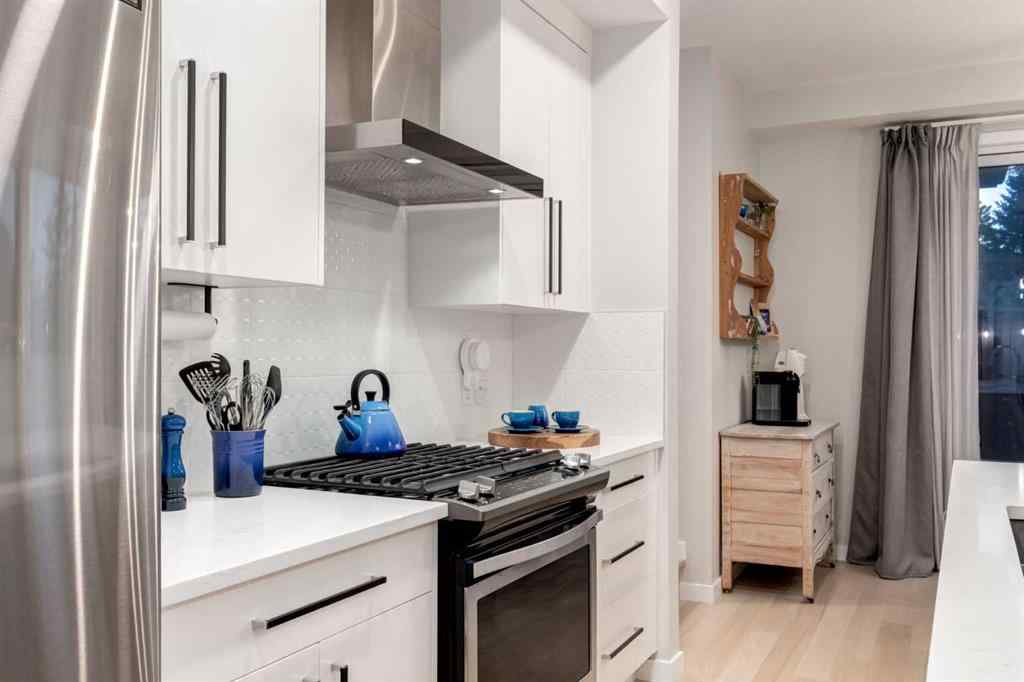 MLS® A2257554 - 1301 21 Avenue NW in Capitol Hill Calgary, Residential