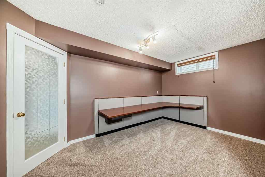 MLS® A2257557 - 161 Douglasview Rise SE in Douglasdale/Glen Calgary, Residential
