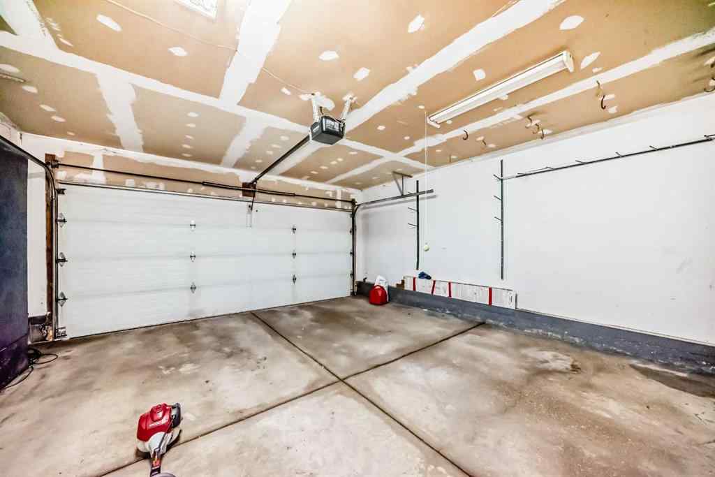 MLS® A2257557 - 161 Douglasview Rise SE in Douglasdale/Glen Calgary, Residential