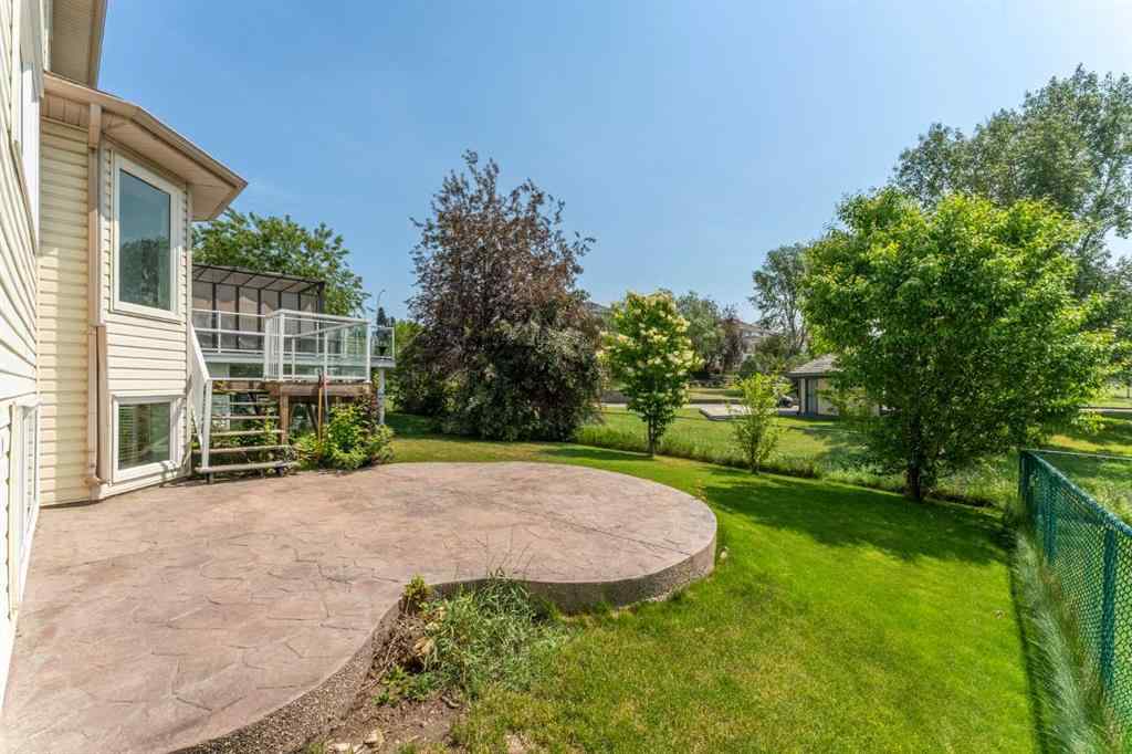 MLS® A2257557 - 161 Douglasview Rise SE in Douglasdale/Glen Calgary, Residential