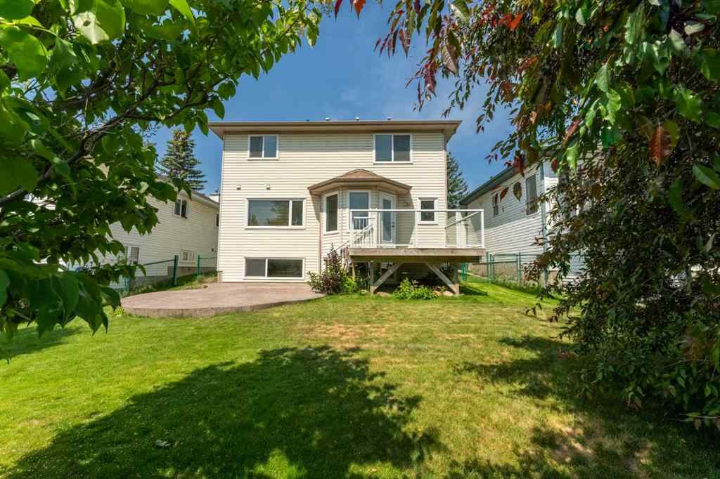 MLS® A2257557 - 161 Douglasview Rise SE in Douglasdale/Glen Calgary, Residential