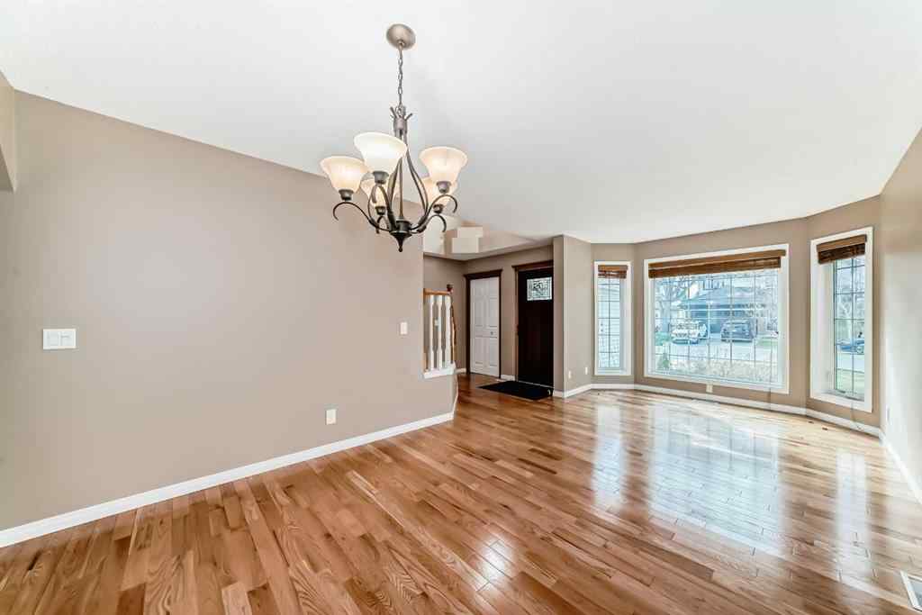 MLS® A2257557 - 161 Douglasview Rise SE in Douglasdale/Glen Calgary, Residential