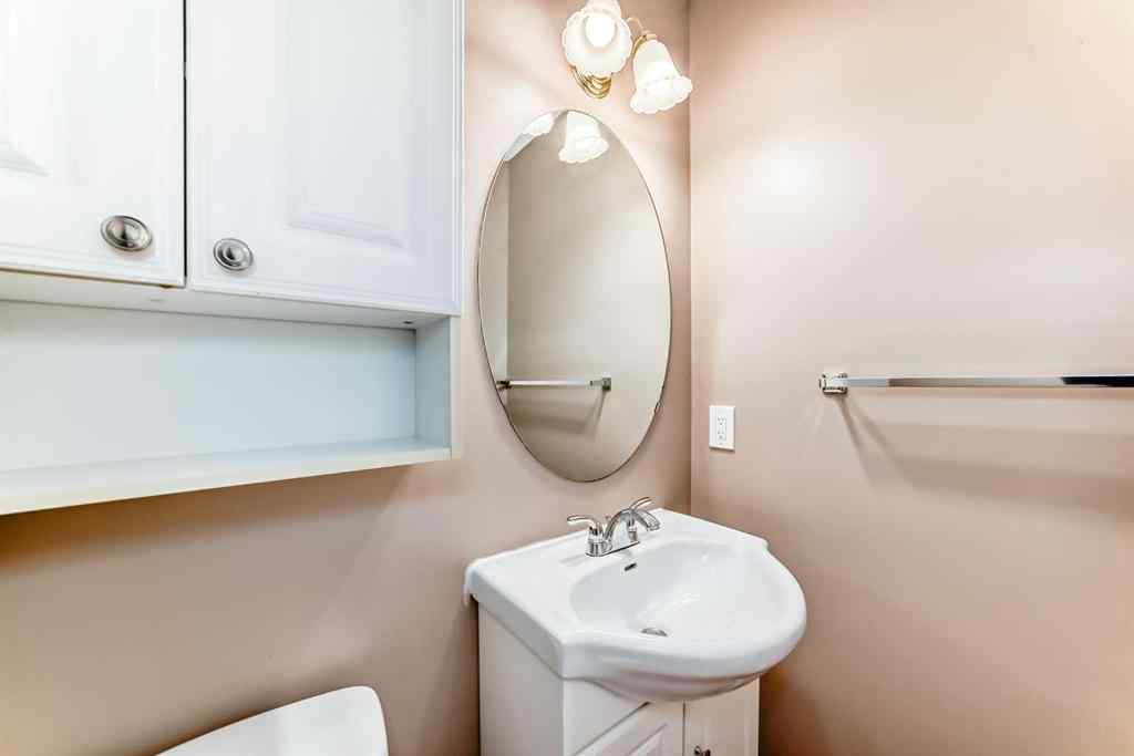 MLS® A2257557 - 161 Douglasview Rise SE in Douglasdale/Glen Calgary, Residential