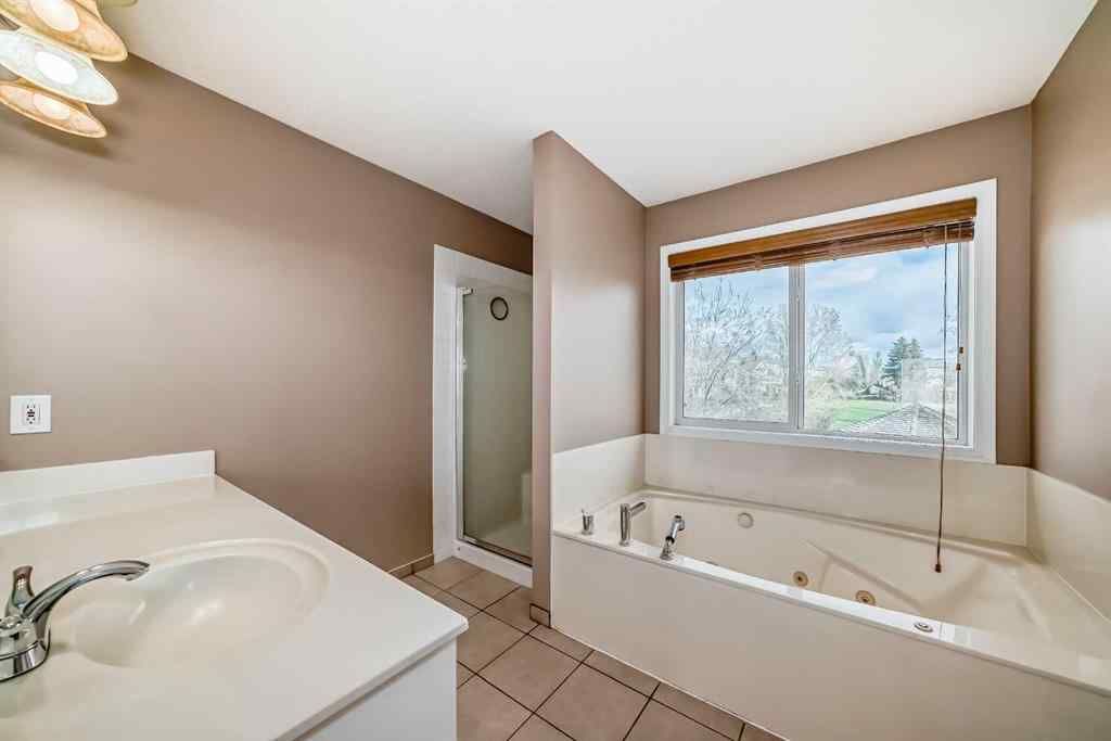 MLS® A2257557 - 161 Douglasview Rise SE in Douglasdale/Glen Calgary, Residential