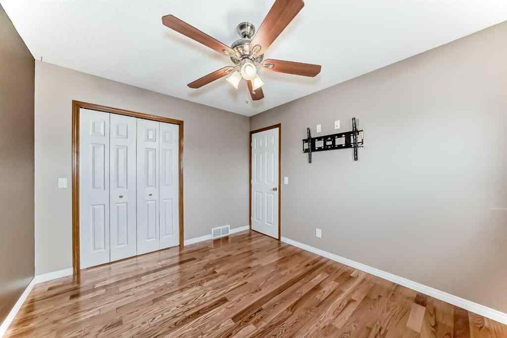 MLS® A2257557 - 161 Douglasview Rise SE in Douglasdale/Glen Calgary, Residential