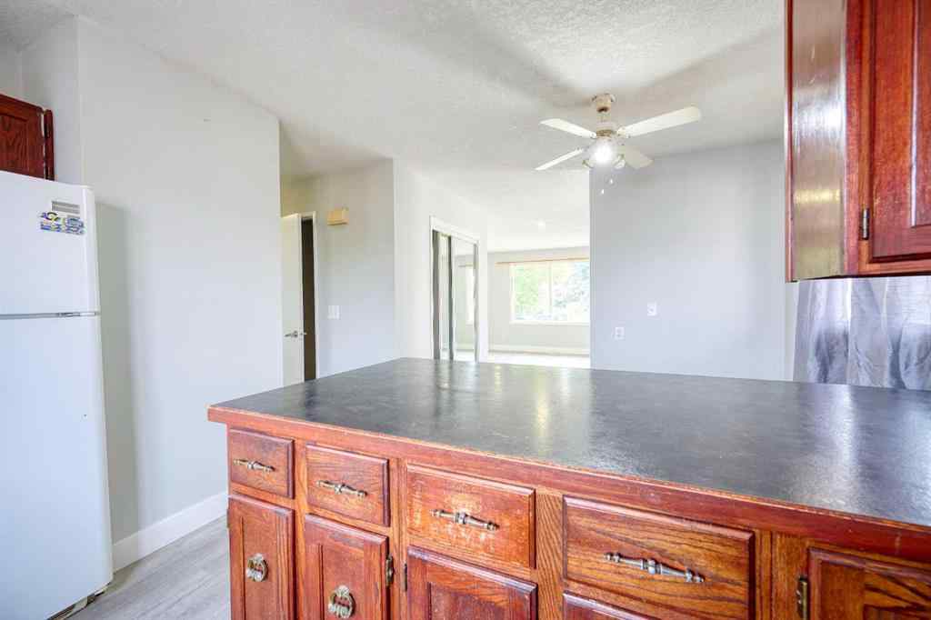 MLS® A2257559 - 120 Templeridge Close NE in Temple Calgary, Residential