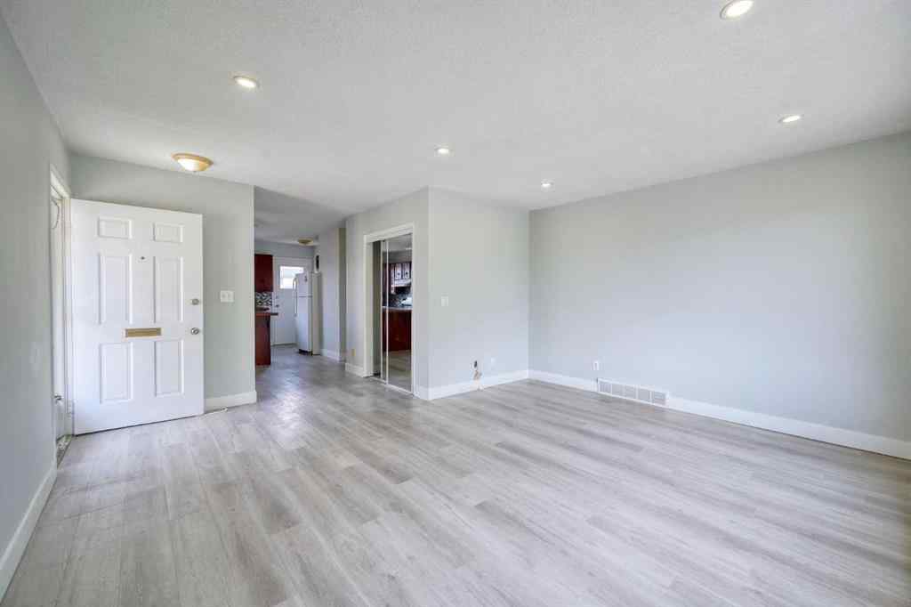 MLS® A2257559 - 120 Templeridge Close NE in Temple Calgary, Residential