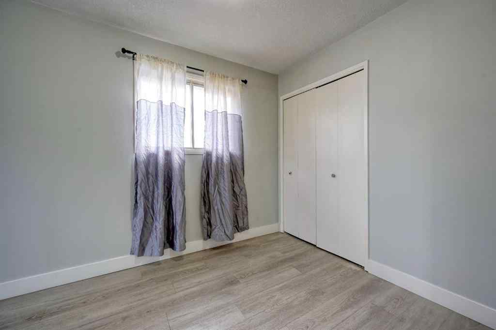 MLS® A2257559 - 120 Templeridge Close NE in Temple Calgary, Residential
