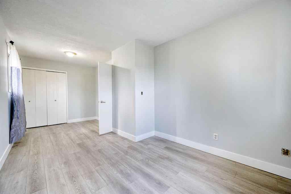 MLS® A2257559 - 120 Templeridge Close NE in Temple Calgary, Residential
