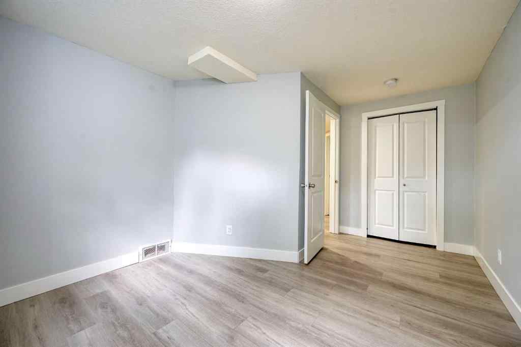 MLS® A2257559 - 120 Templeridge Close NE in Temple Calgary, Residential