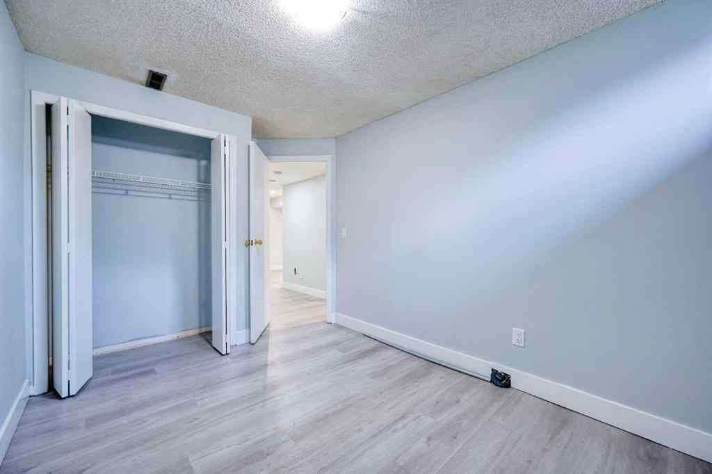 MLS® A2257559 - 120 Templeridge Close NE in Temple Calgary, Residential