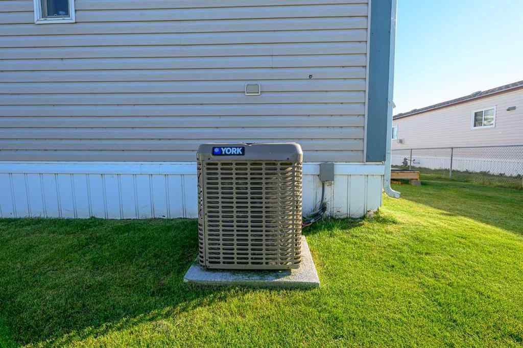 MLS® A2257561 - 126 Clark Crescent  in MH - Silver Pointe Rural Grande Prairie No. 1, County of, Mobile
