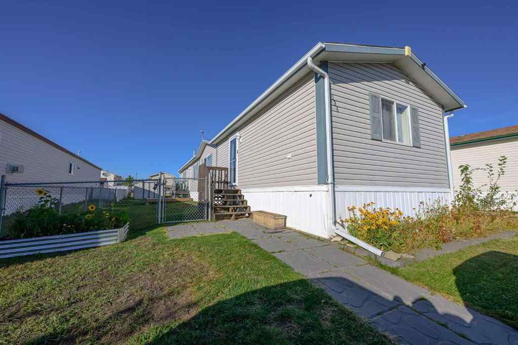 MLS® A2257561 - 126 Clark Crescent  in MH - Silver Pointe Rural Grande Prairie No. 1, County of, Mobile
