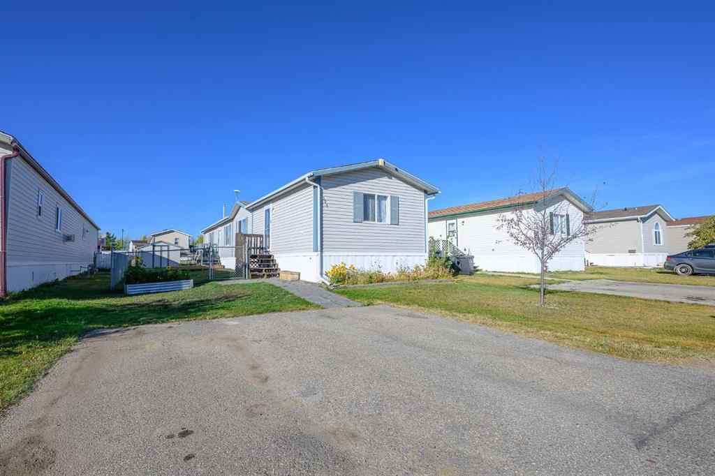 MLS® A2257561 - 126 Clark Crescent  in MH - Silver Pointe Rural Grande Prairie No. 1, County of, Mobile