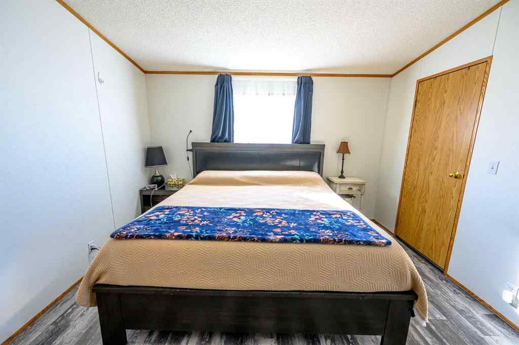 MLS® A2257561 - 126 Clark Crescent  in MH - Silver Pointe Rural Grande Prairie No. 1, County of, Mobile