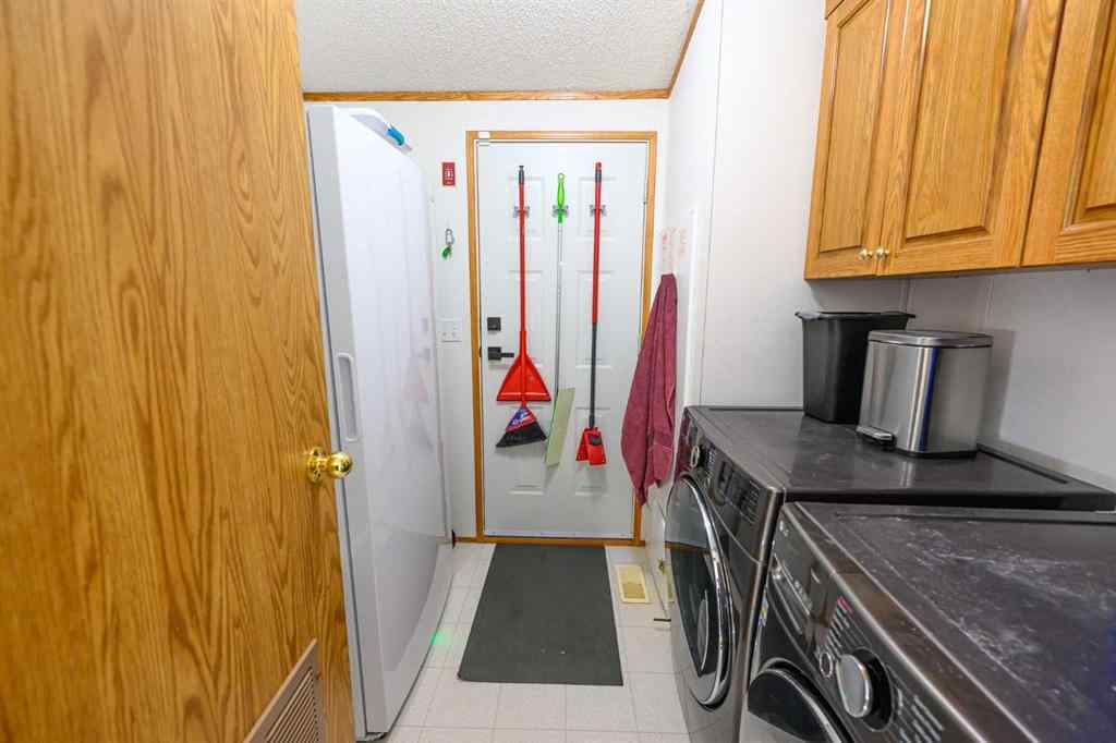 MLS® A2257561 - 126 Clark Crescent  in MH - Silver Pointe Rural Grande Prairie No. 1, County of, Mobile