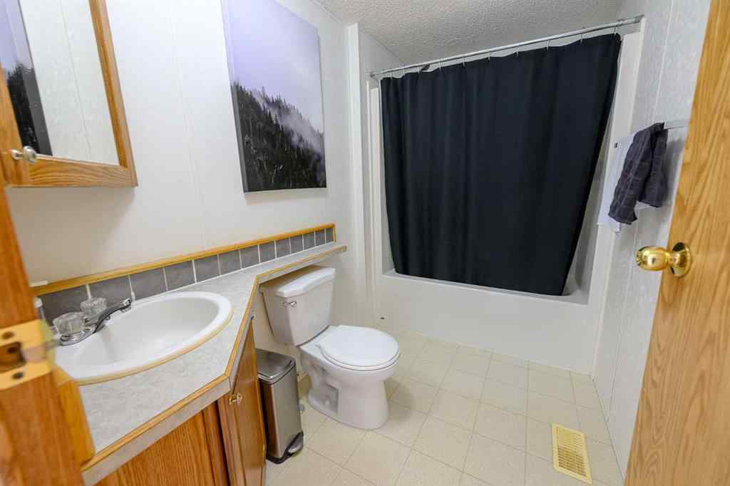 MLS® A2257561 - 126 Clark Crescent  in MH - Silver Pointe Rural Grande Prairie No. 1, County of, Mobile