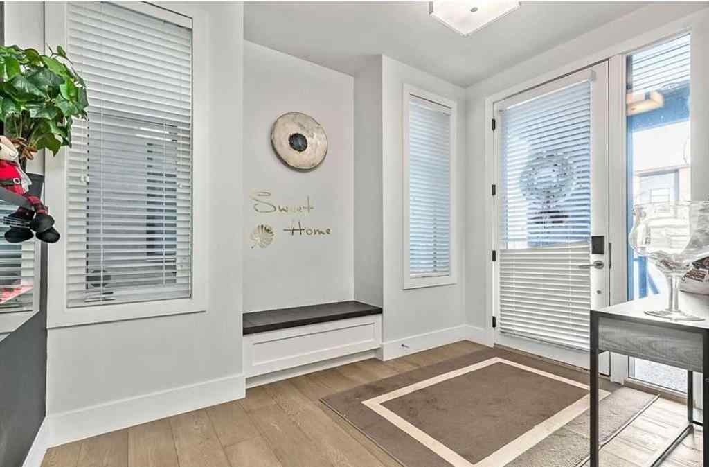 MLS® A2257565 - 86 West Point Mews SW in West Springs Calgary, Residential