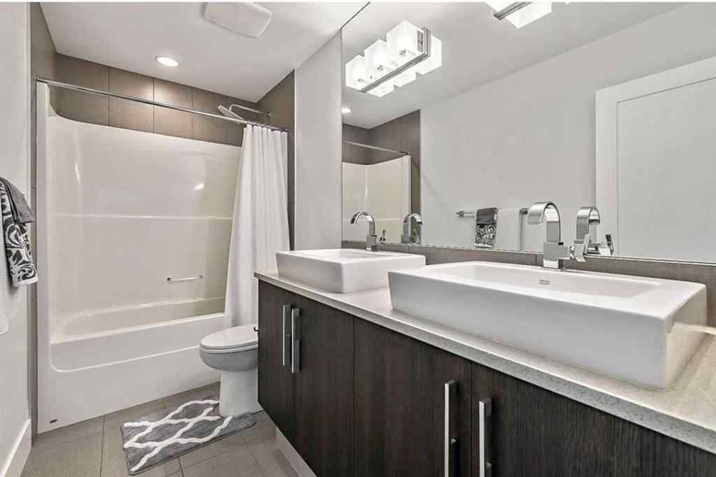 MLS® A2257565 - 86 West Point Mews SW in West Springs Calgary, Residential