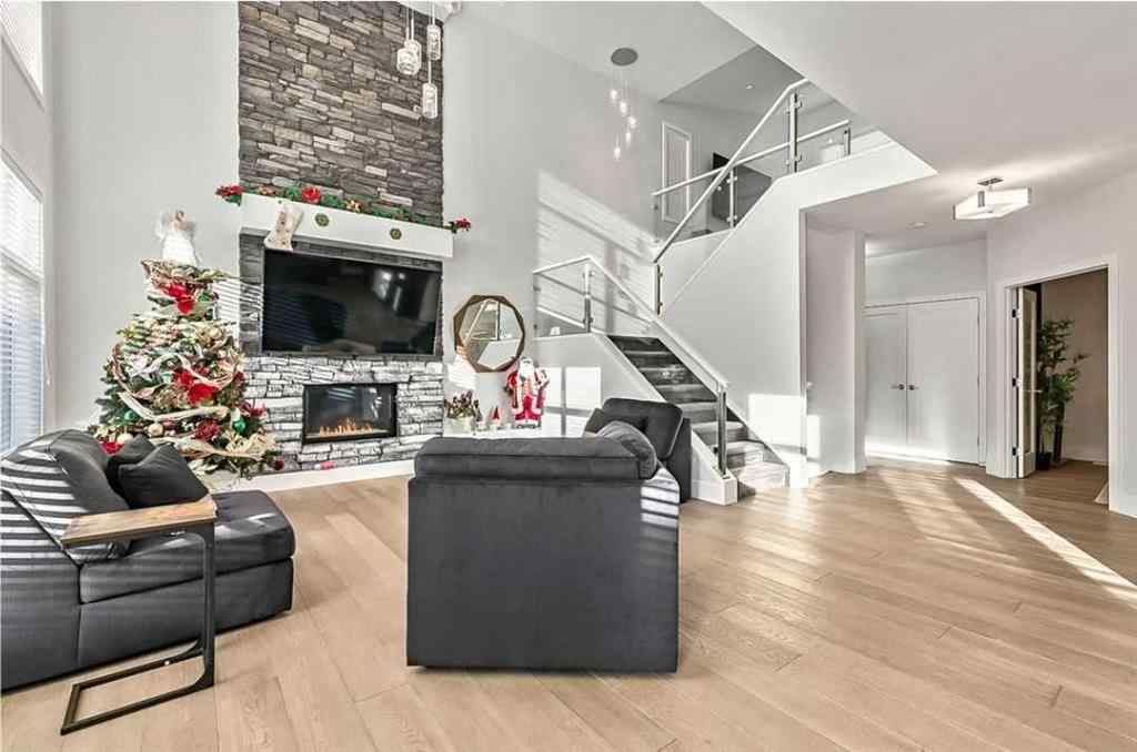 MLS® A2257565 - 86 West Point Mews SW in West Springs Calgary, Residential