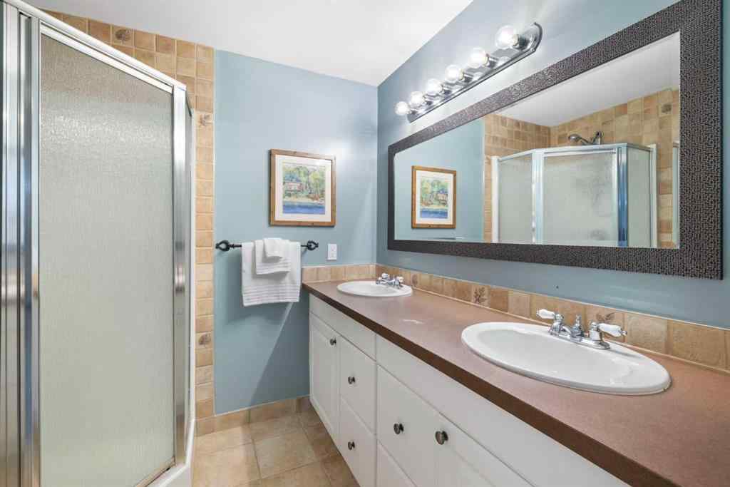 MLS® A2257567 - 191 Christie Knoll Heights SW in Christie Park Calgary, Residential