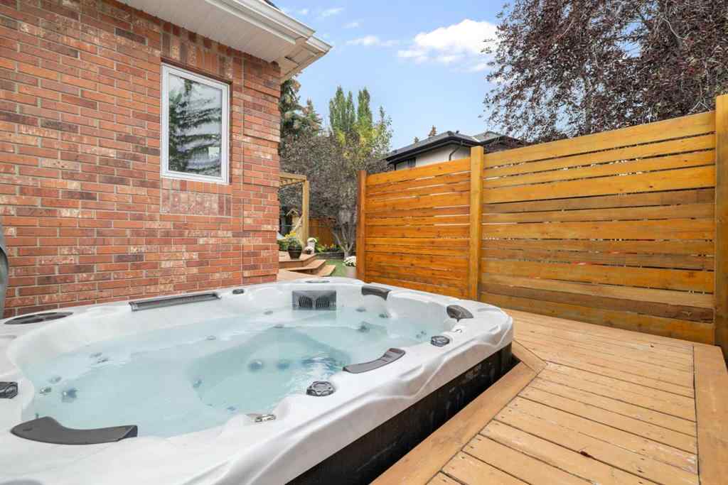 MLS® A2257567 - 191 Christie Knoll Heights SW in Christie Park Calgary, Residential