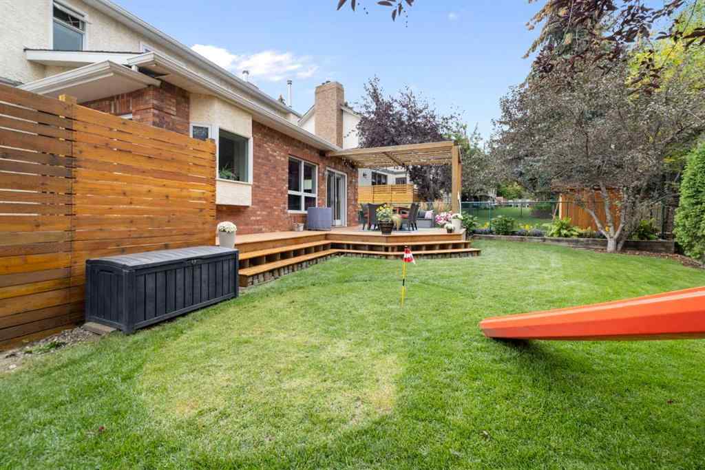 MLS® A2257567 - 191 Christie Knoll Heights SW in Christie Park Calgary, Residential