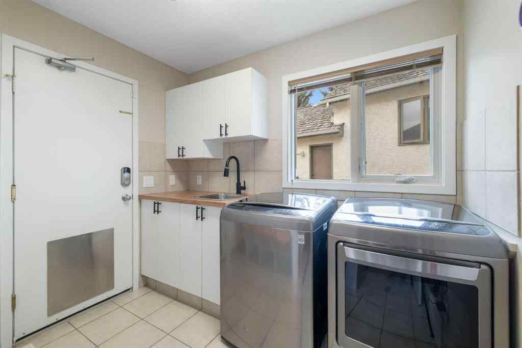 MLS® A2257567 - 191 Christie Knoll Heights SW in Christie Park Calgary, Residential
