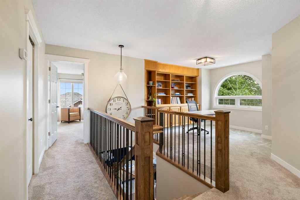 MLS® A2257567 - 191 Christie Knoll Heights SW in Christie Park Calgary, Residential