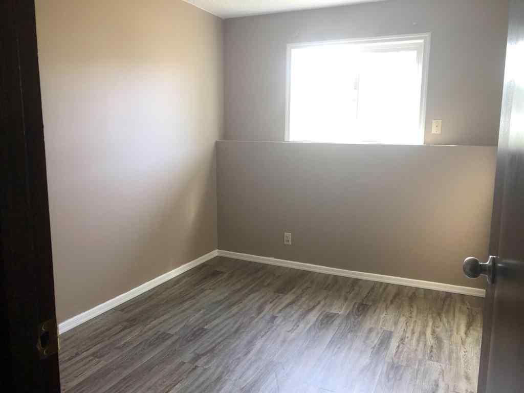 MLS® A2257570 - 1905 23 Street N in Park Meadows Lethbridge, Multi-Family
