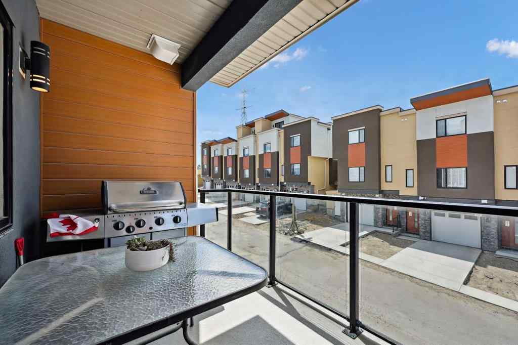 MLS® A2257573 - 333 Sage Hill Circle NW in Sage Hill Calgary, Residential