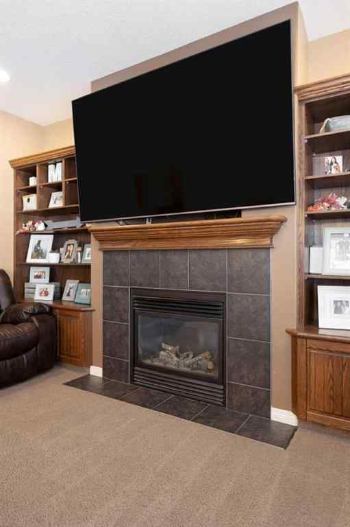 MLS® A2257574 - 358 Vista Drive SE in SE Southridge Medicine Hat, Residential