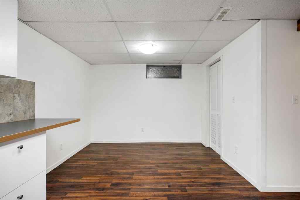 MLS® A2257575 - 247 Dover Ridge Close SE in Dover Calgary, Residential