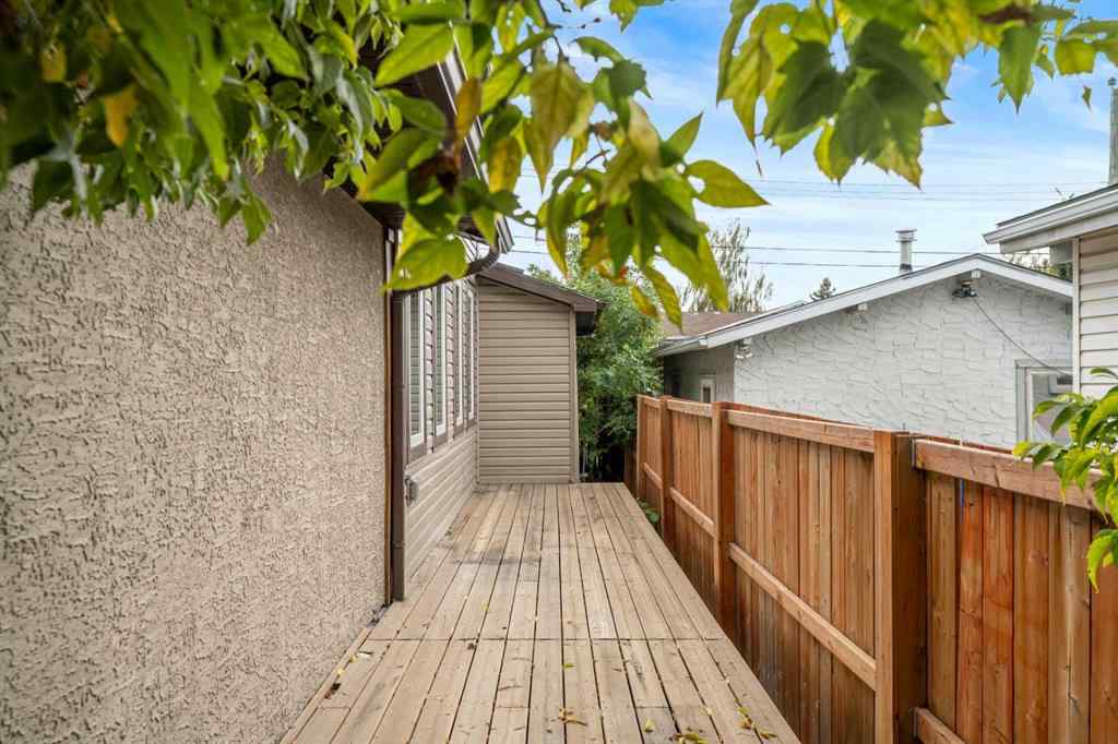 MLS® A2257575 - 247 Dover Ridge Close SE in Dover Calgary, Residential