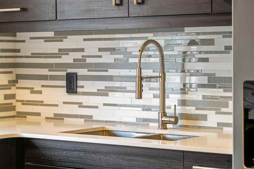 MLS® A2257575 - 247 Dover Ridge Close SE in Dover Calgary, Residential