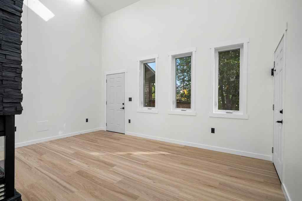 MLS® A2257575 - 247 Dover Ridge Close SE in Dover Calgary, Residential