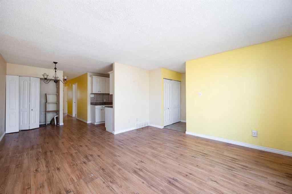MLS® A2257577 - 185 Cochrane Crescent  in Thickwood Fort McMurray, Residential