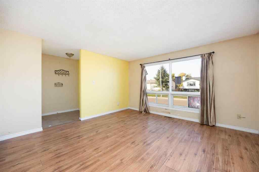 MLS® A2257577 - 185 Cochrane Crescent  in Thickwood Fort McMurray, Residential
