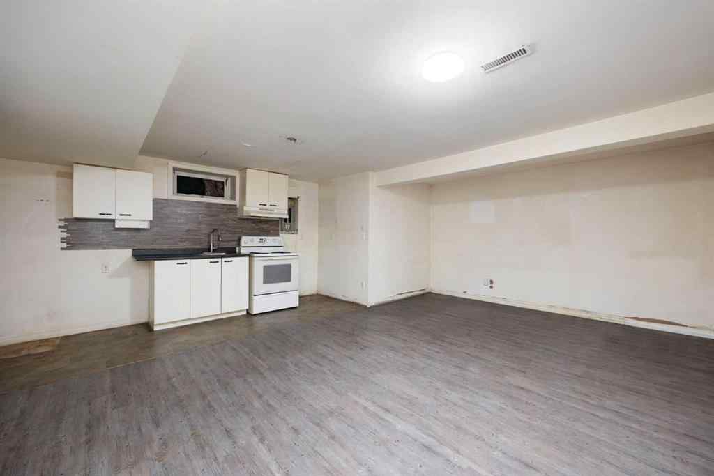MLS® A2257577 - 185 Cochrane Crescent  in Thickwood Fort McMurray, Residential