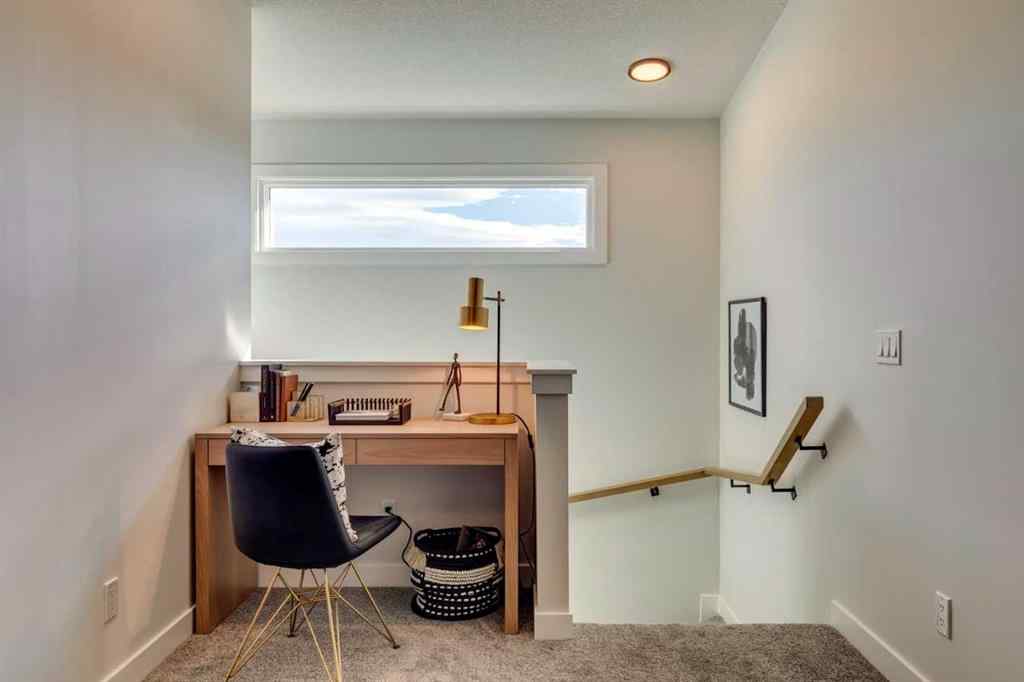 MLS® A2257578 - 128 Southbow Village Way  in Southbow Landing Cochrane, Residential