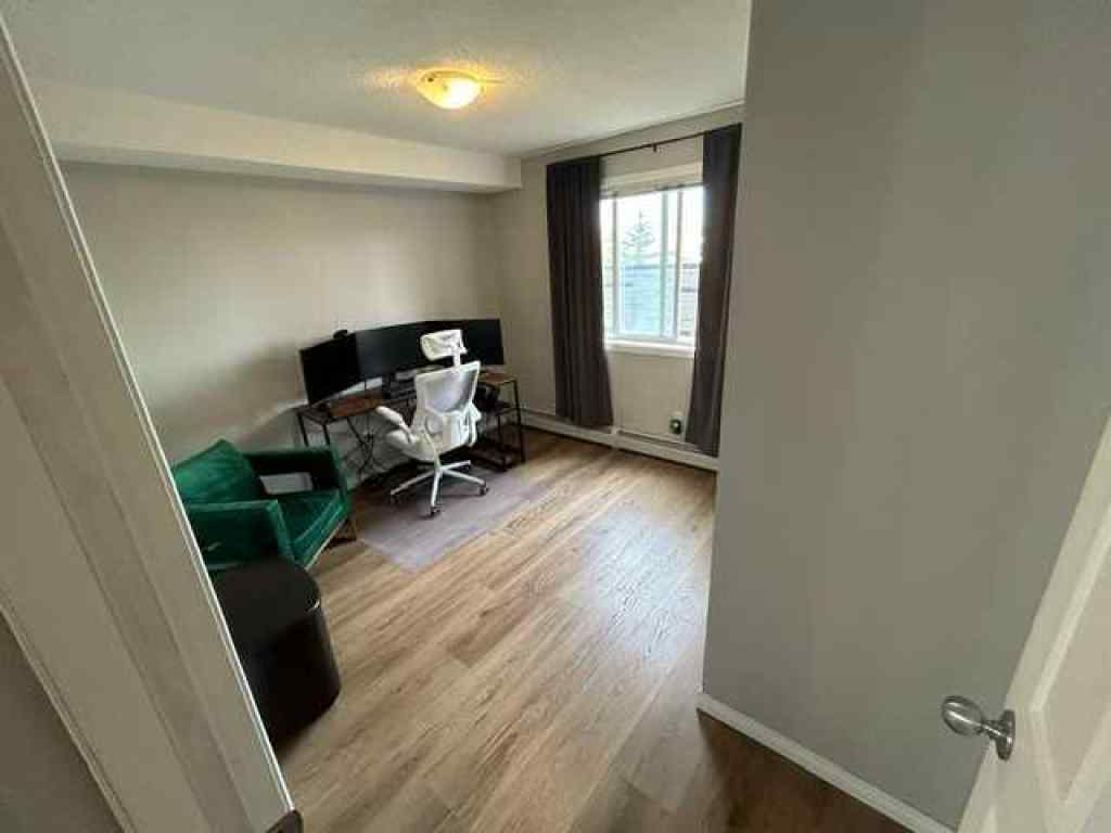 MLS® A2257580 - Unit #2118 505 Railway Street W in Downtown Cochrane, Residential