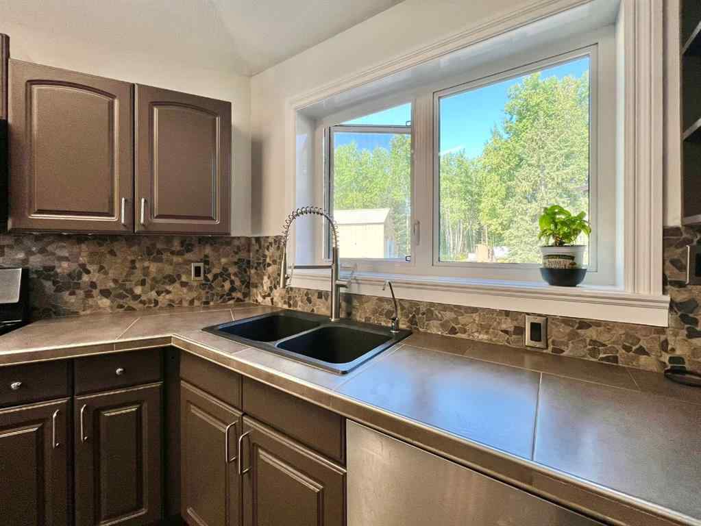 MLS® A2257581 - 703010 Range Road 63   in NONE Rural Grande Prairie No. 1, County of, Residential